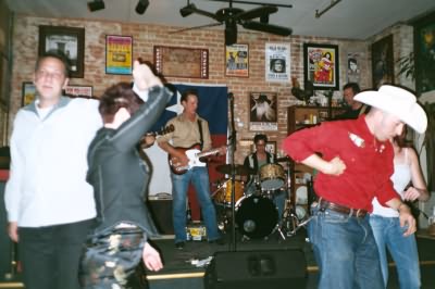 twohoots6100604